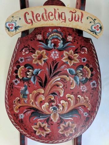 Decorating with Hallingdal Sled